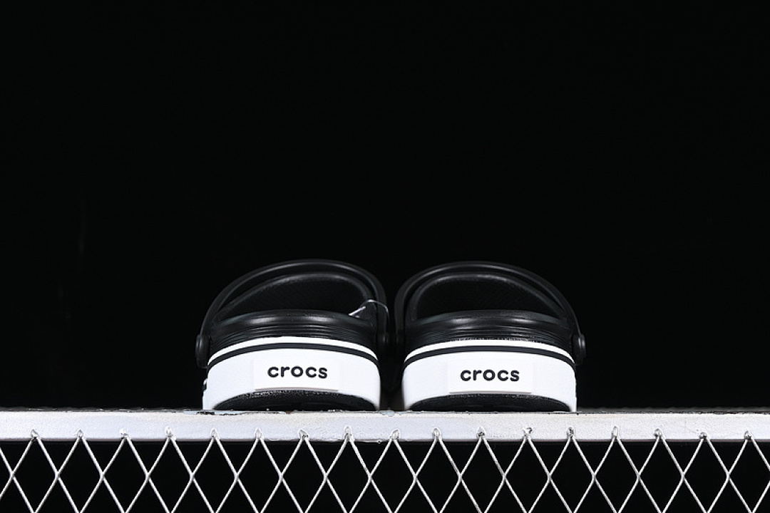 Crocs [CTOCS FLAT HOLE SANDALS BLACK/WHITE]-[WOMAN:34-39]-[MAN:40-46] - Image 8