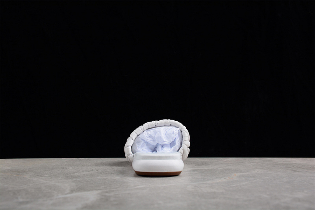 Unbranded [𝑴𝒊𝒖𝑴𝒊𝒖 SNGG WHITE]-[WOMAN:35-39] - Image 6
