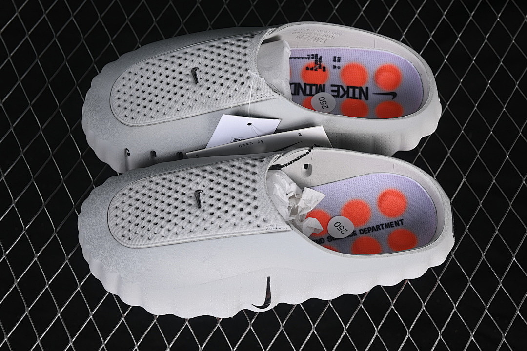 Unbranded [HQ4307-003]-[MIND 001 SLIDE GREY/CHROME/HYPER CRIMSON/BLACK]-[WOMAN:36-38.5]-[MAN:40-47.5] - Image 10