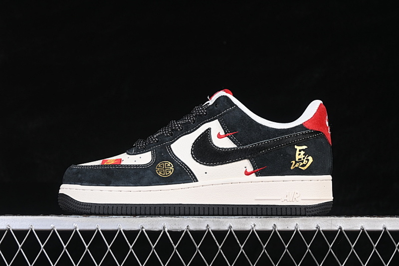 Nike Nike AIR FORCE 1 07 LOW WHITE/BLACK/RED · HT5088-630, photo 1