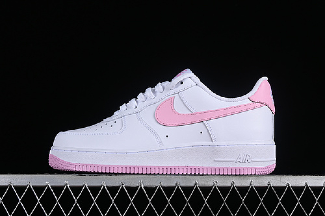 Nike [FJ4146-101]-[AIR FORCE 1 07 LOW BUBBLEGUM WHITE/PINK RISE/WHITE]-[WOMAN:35.5-39]-[MAN:40-45], photo 1