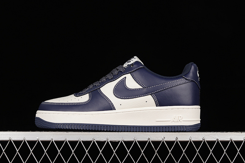 Nike Nike AIR FORCE 1 LOW 07 WHITE/BLACK/NAVY BLUE · SG6928-698, photo 1