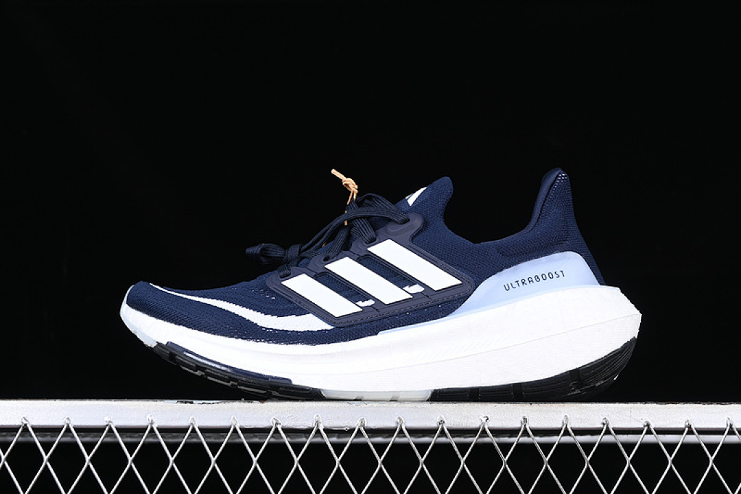 Adidas [HP9203]-[ADIDAS ULTRA BOOST LIGHT 23 WHITE/BLUE/BLACK]-[MAN:39-48], photo 1
