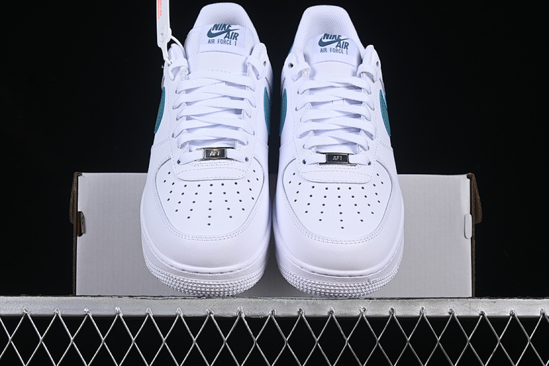 Christian Louboutin [FJ4146-114]-[AIR FORCE 1 07 LOW WHITE/GREEN]-[WOMAN:36-39]-[MAN:40-45] - Image 13