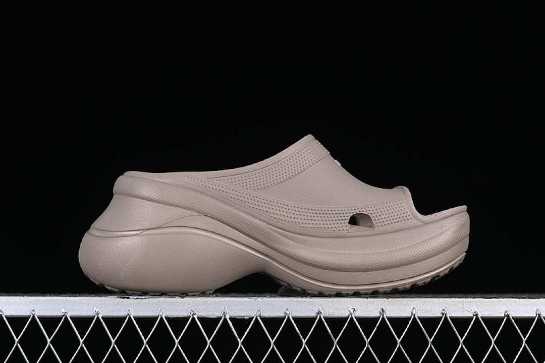 Balenciaga [W1S8E2500]-[BA*LEN*CIAGA POOL CROCS BROWN]-[WOMAN:36-40] - Image 13