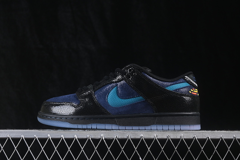 Nike DUNK LOW CASUAL SNEAKERS DARK BLUE/BLACK · IQ1323-001, photo 1