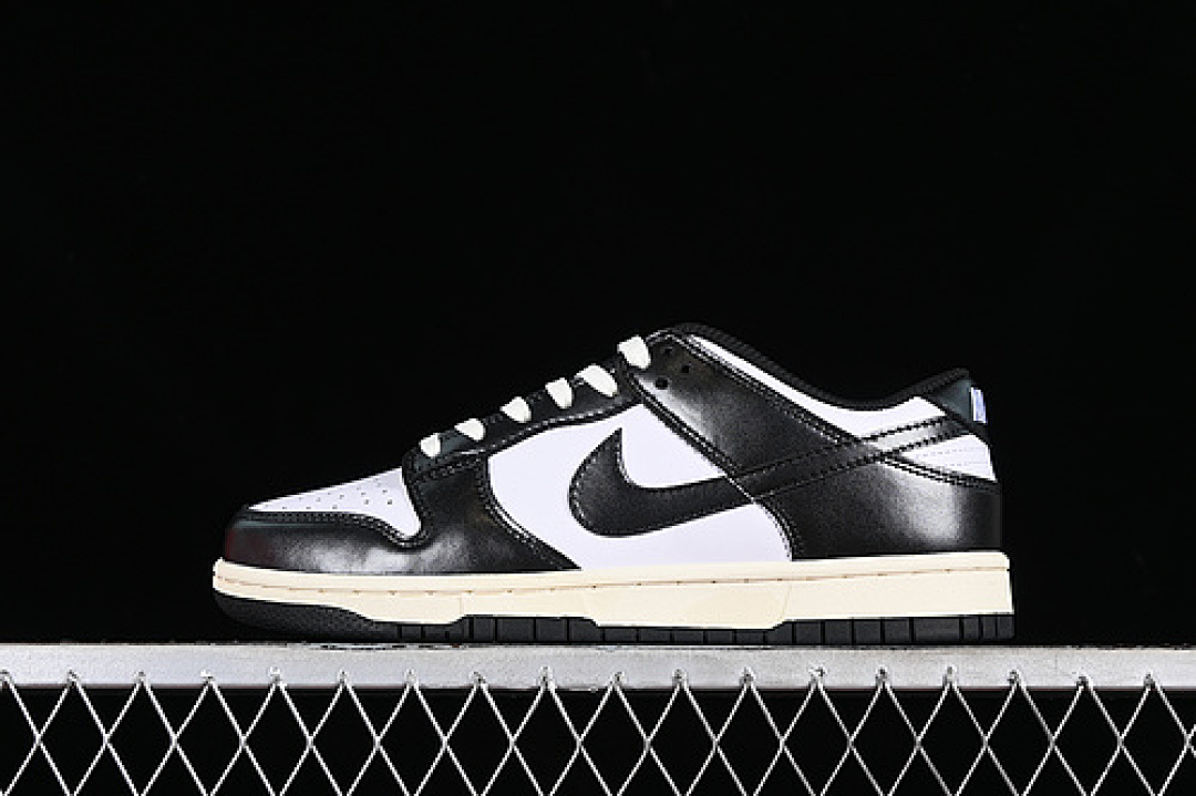 Nike Nike [FQ8899-100]-[SB DUNK LOW VINTAGE PANDA WHITE/BLACK/COCONUT MILK]-[WOMAN:36-39]-[MAN:40-46], photo 1