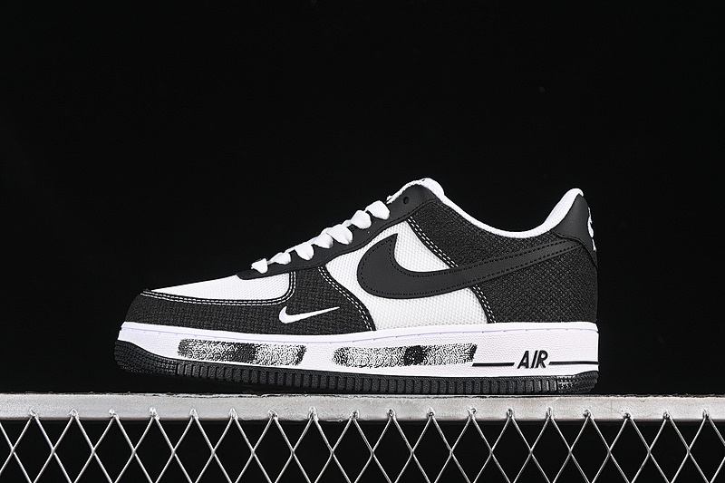 Nike Nike AIR FORCE 1 07 LOW BLACK/WHITE · ZH0316-091, photo 1