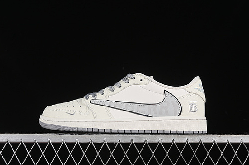 Jordan TRAVIS SCOTT X FRAGMENT DESIGN AIR Jordan 1 LOW OG SP OFF WHITE/SILVER · DM7866-022, photo 1