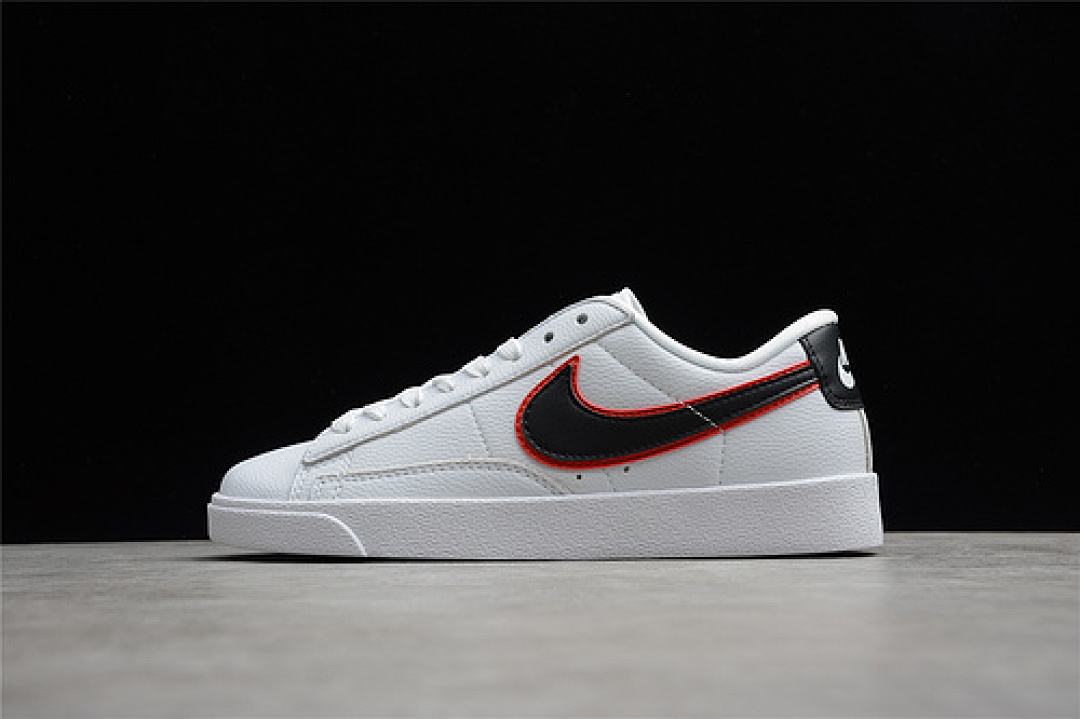 Unbranded [AV3028-105]-[STRANGER THINGS X BLAZER LOW QS HH SAIL/WHITE/BLACK-RED]-[UNSIEX:36-44], photo 1