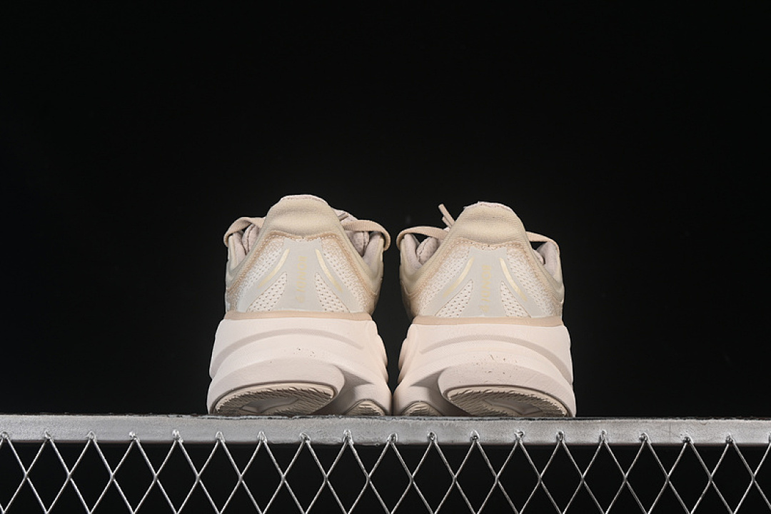 On Running [1162011 OLTM]-[HOKA ONE BONDI 9 GREY]-[WOMAN:36-39]-[MAN:40-45] - Image 14