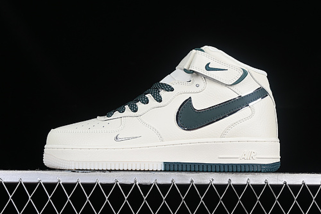 Nike [XL0236-235]-[AIR FORCE 1 07 MID OFF WHITE/GREEN]-[WOMAN:36-39]-[MAN:40-45], photo 1