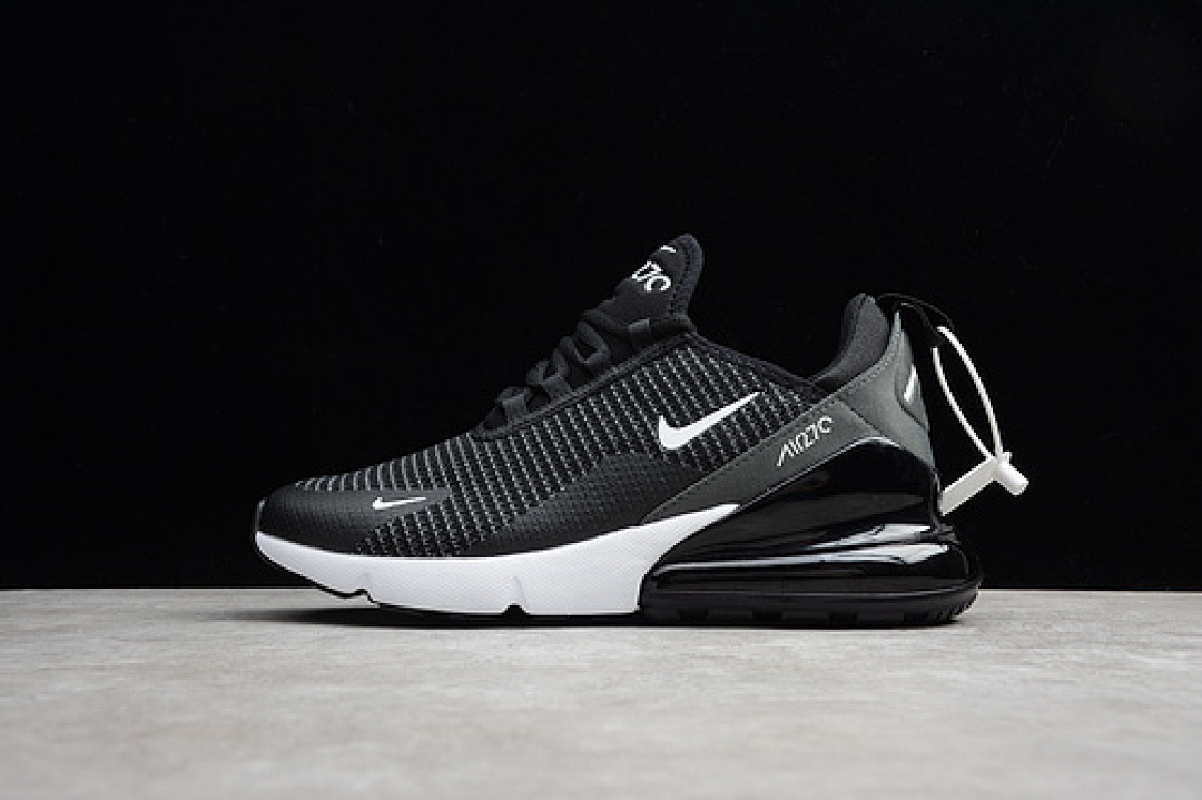 Nike AIR MAX 270 SE BLACK/WHITE-ANTHRACITE · AQ9164-004, photo 1