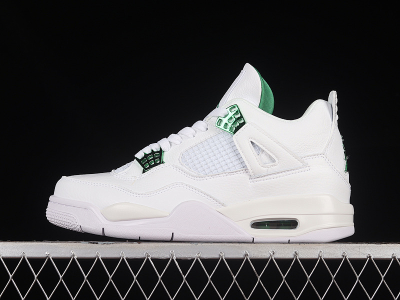 Jordan AIR Jordan 4 RETRO WHITE/PINE GREEN/METALLIC SILVER · CT8527-113, photo 1