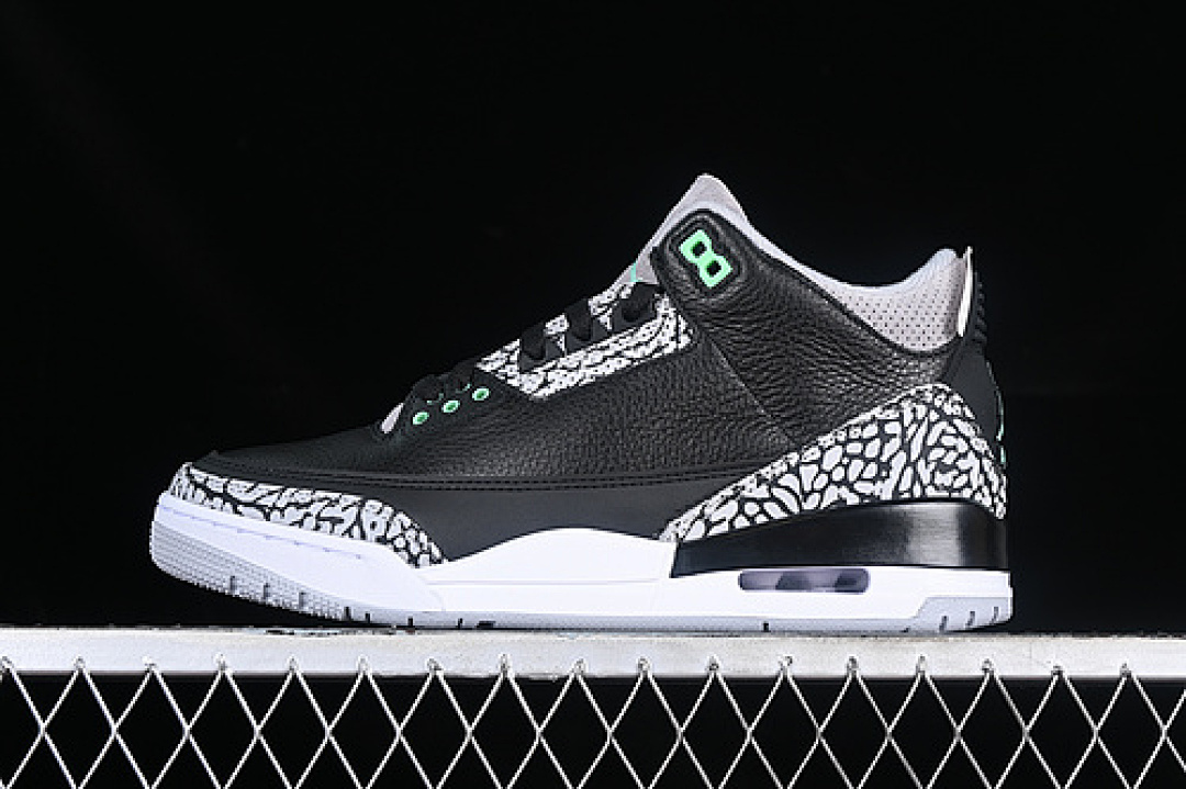 Jordan [CT8532-031]-[AIR JORDAN 3 RETRO BLACK/GREEN GLOW/WOLF GREY/WHITE]-[MAN:40-47.5], photo 1