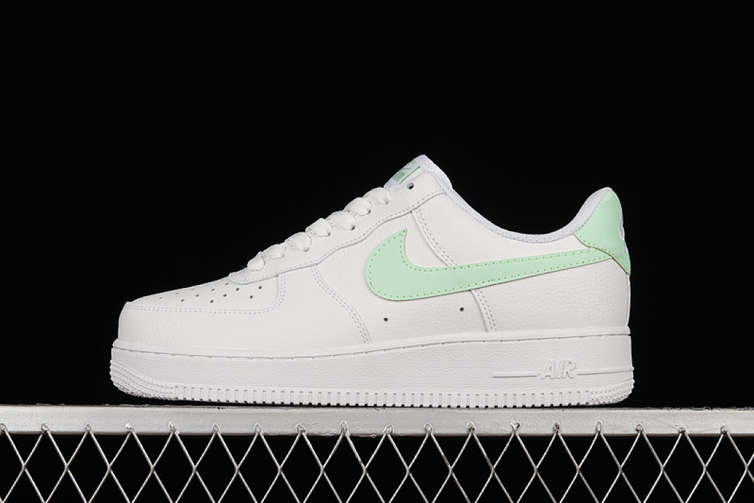 Nike Nike AIR FORCE 1 LOW 07 WHITE/WHITE/MINT GREEN · CT3839-105, photo 1