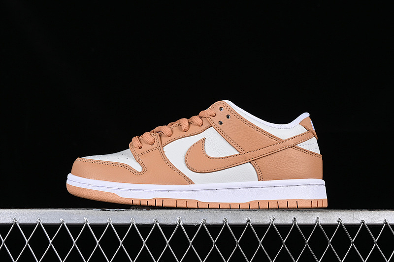 Nike DUNK LOW PRO ISO SB LIGHT COGNAC/LIGHT COGNAC/WHITE · DM8998-200, photo 1