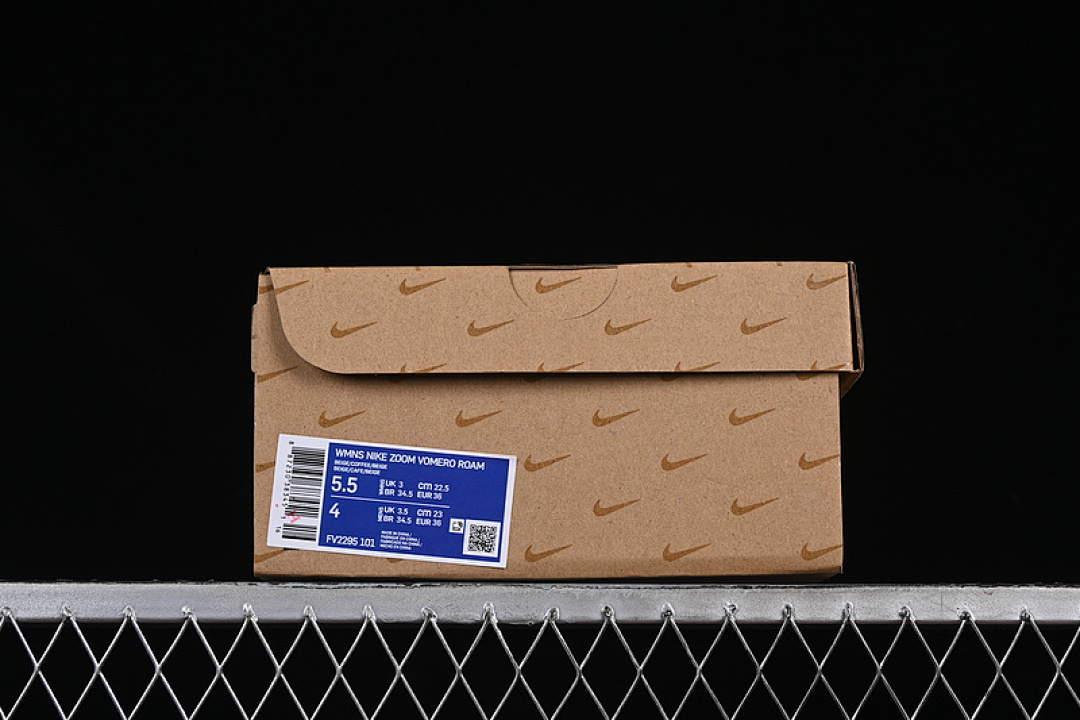 Nike [FV2295-101]-[ZOOM VOMERO ROAM WHITE/BEIGE]-[WOMAN:36-39]-[MAN:40-45] - Image 12