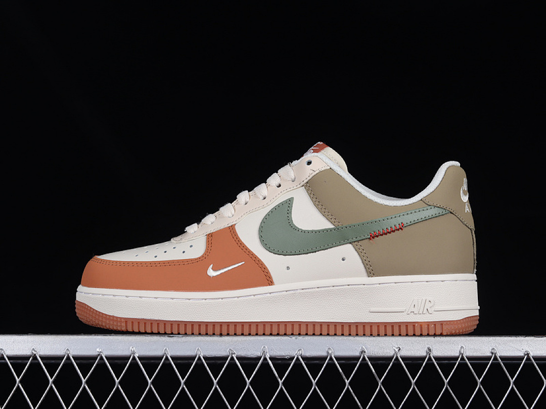 Nike [BS8871-801]-[AIR FORCE 1 LOW 07 WHITE/GREEN/RED-BROWN]-[WOMAN:36-39]-[MAN:40-45], photo 1