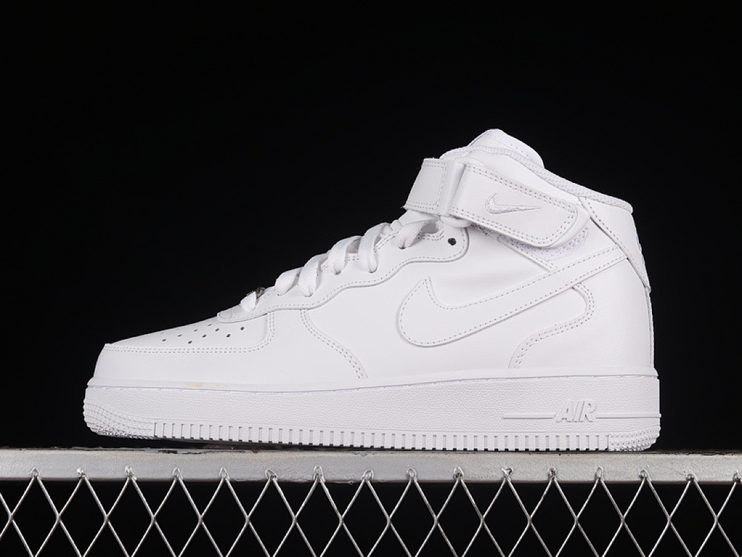 Nike AIR FORCE 1 MID 07 WHITE/WHITE/WHITE · CW2289-111, photo 1