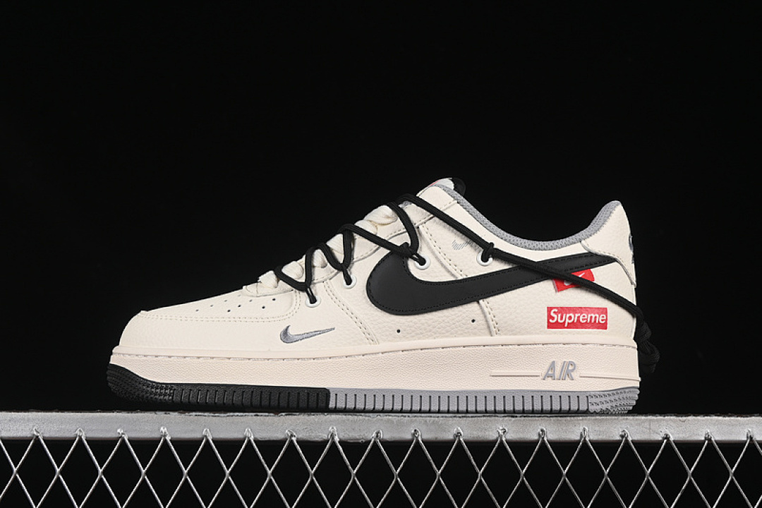 Nike [DM6868-069]-[AIR FORCE 1 07 LOW SUPREME WHITE/GREY/BLACK]-[WOMAN:36-39]-[MAN:40-45] - Image 2