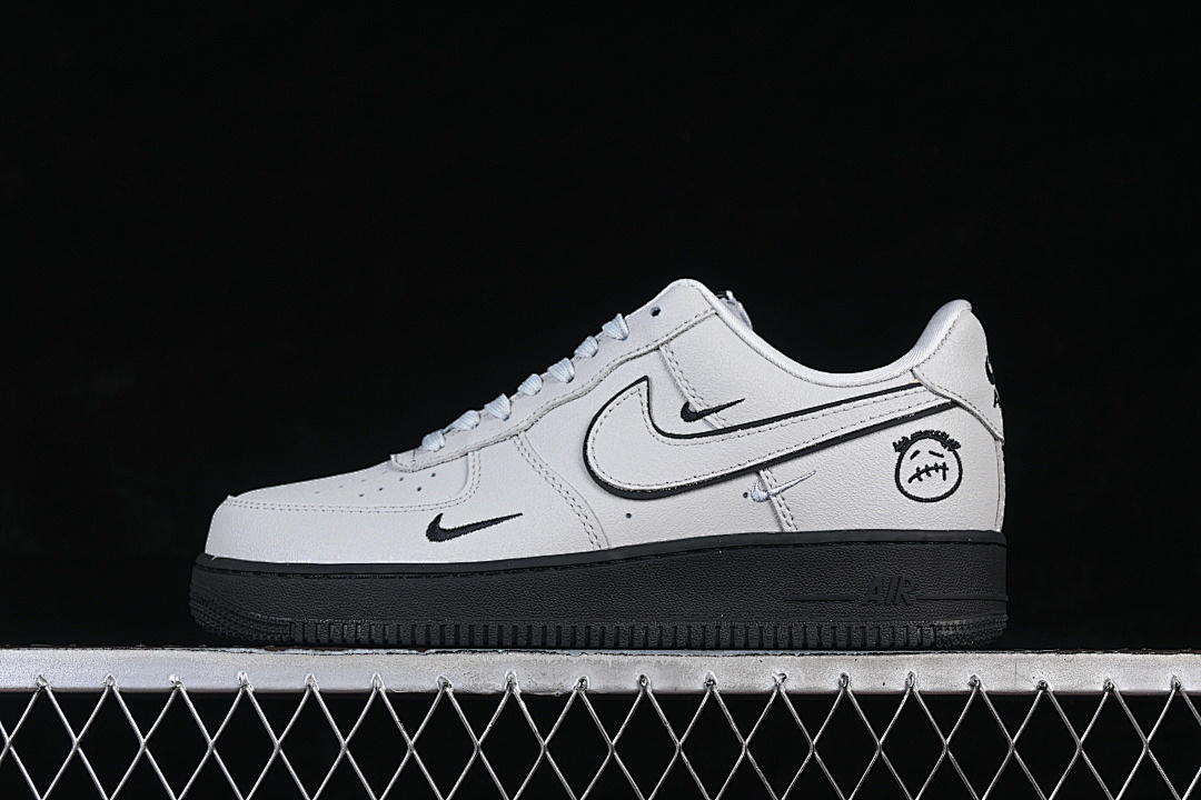 Nike [XL1979-128]-[AIR FORCE 1 07 LOW WHITE/BLACK]-[WOMAN:36-39]-[MAN:40-45] - Image 2