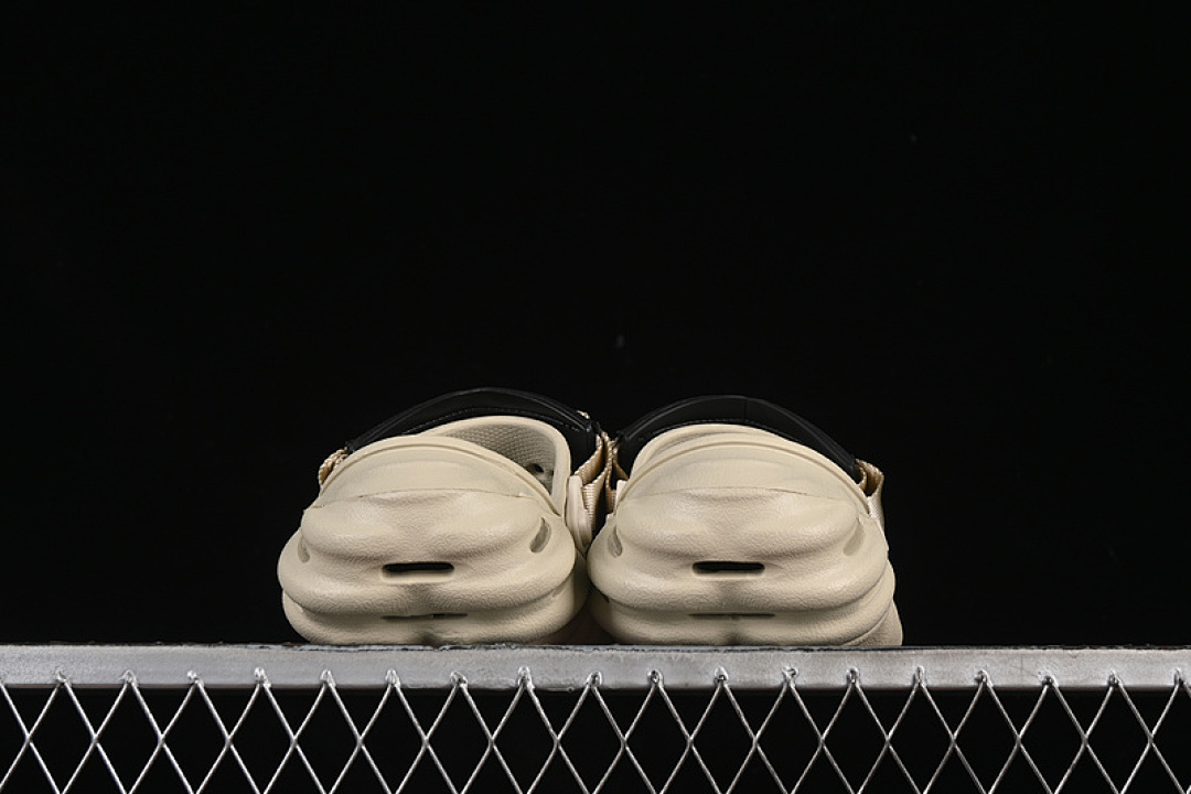 Crocs [CROCS BOBO FLAT-HEELED TOE COVER SANDALS WITH BEACH HOLES BEIGE]-[WOMAN:36-39]-[MAN:40-46] - Image 9