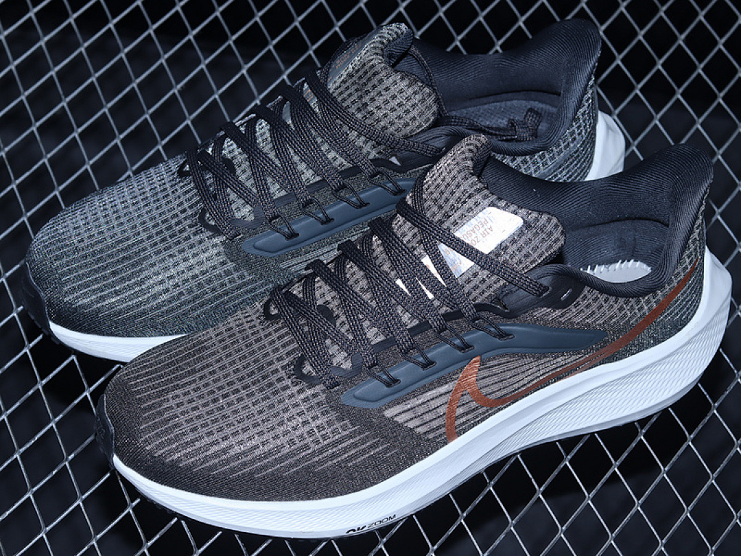 Nike [DH4072-007]-[AIR ZOOM PEGASUS 39 DARK GREY/METALLIC COPPER-OLIVE GREY]-[UNIEX:36-45] - Image 10