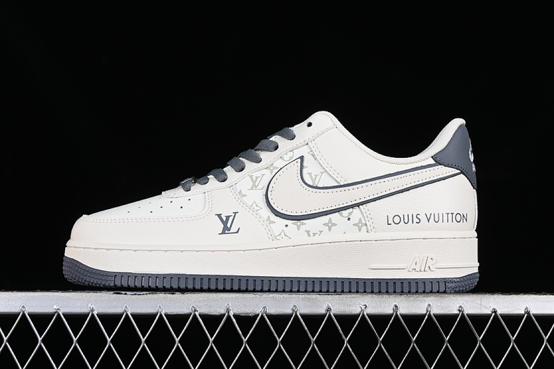 Nike [FB0788-200]-[AIR FORCE 1 07 LOW WHITE/GREY]-[WOMAN:36-39]-[MAN:40-45], photo 1