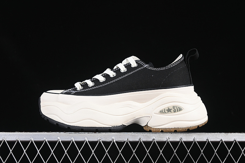 Converse Converse ALL STAR SURGETRAINER OX WHITE/BLACK · 31312411-210, photo 1