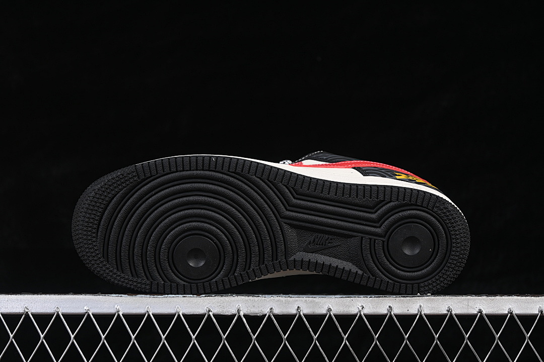 Nike [MZ9588-829]-[AIR FORCE 1 07 LOW CASUAL SNEAKERS WHITE/BLACK/RED]-[WOMAN:36-39]-[MAN:40-45] - Image 15
