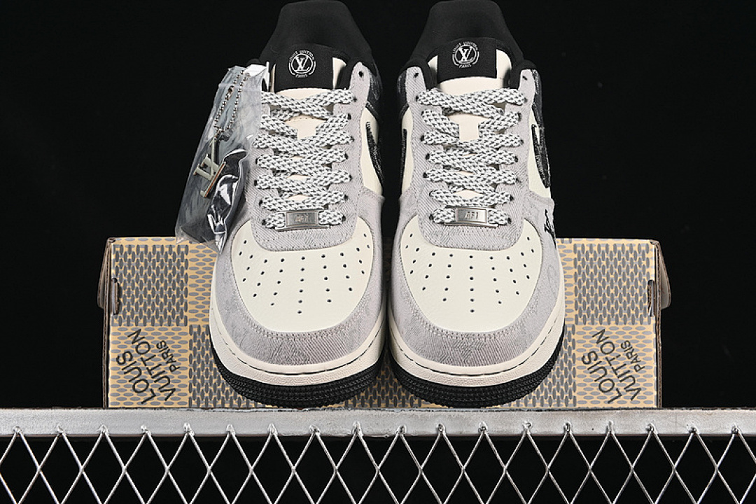 Nike [SC0601-550]-[AIR FORCE 1 07 LOW LV WHITE/BLACK/GREY]-[WOMAN:36-39]-[MAN:40-45] - Image 13