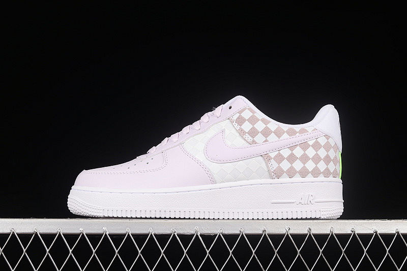 Nike Nike AIR FORCE 1 LOW BARELY GRAPE/BARELY GRAPE/VOLT · CJ9700-500, photo 1