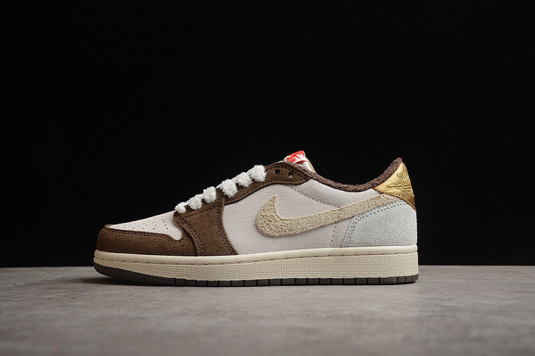 Jordan [DV1312-200]-[AIR JORDAN 1 RETRO LOW OG YEAR OF THE RABBIT PALOMINO/METALLIC GOLD]-[35.5-46], photo 1