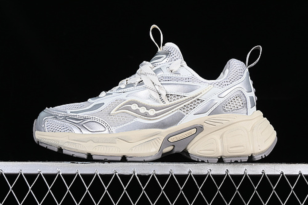 On Running [S79053-3]-[SAUCONY 2K CAVALRY GREY/SILVER]-[WOMAN:36-39]-[MAN:40-45], photo 1