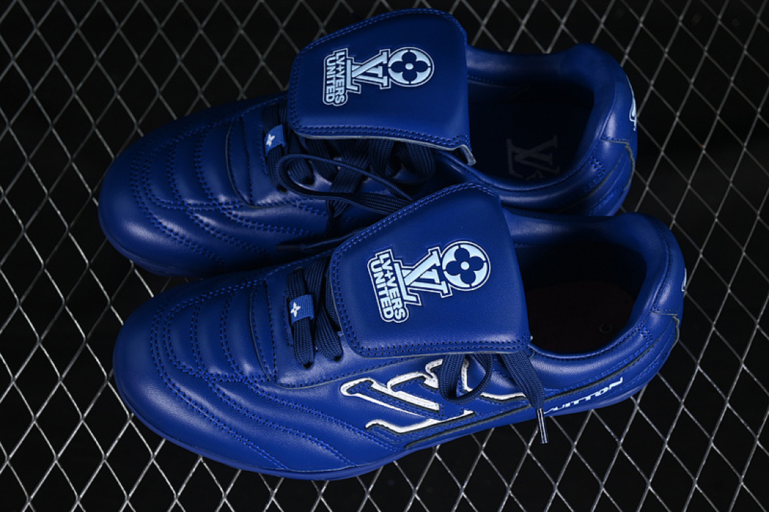 Louis Vuitton [LOUIS VUITTON FOOTPRINT SOCCER 2025 BLUE]-[WOMAN:35-39]-[MAN:40-46] - Image 11