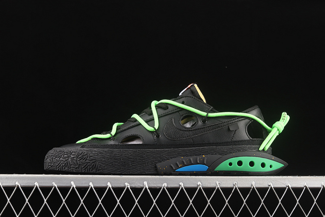 Off-White Nike OFF-WHWITE X BLAZER LOW BLACK/BLACK/BLACK · DH7863-001, photo 1