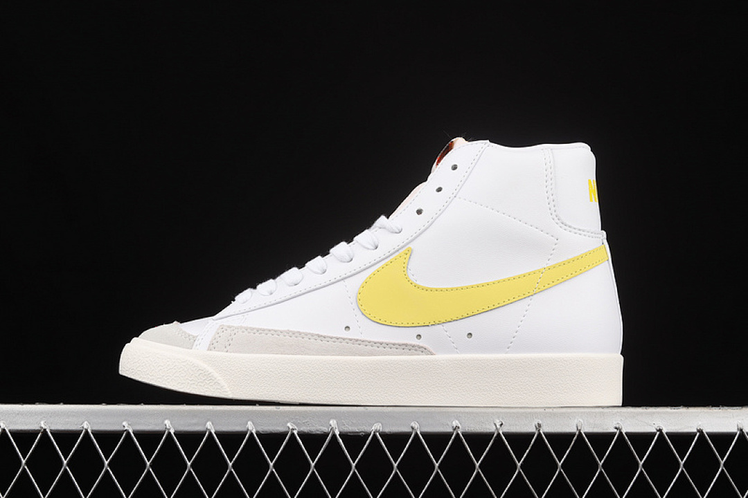 Unbranded [BQ6806-101]-[BLAZER MID 77 VINTAGE OPTI YELLOW WHITE/WHITE/OPTI YELLOW]-[MAN:40-45], photo 1