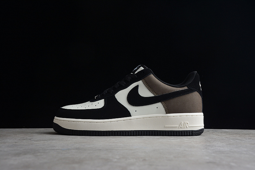 Nike [YG5063-203]-[AIR FORCE 1 LOW 07 BEIGE/BLACK/BROWN MOCHA]-[WOMAN:36-39]-[MAN:40-45], photo 1