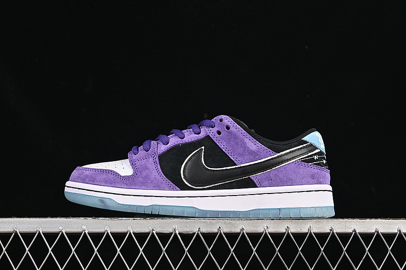 Purple Nike HAYLEY WILSON SB DUNK LOW COURT PURPLE BLACK/PURPLE/WHITE/BLUE · HJ0513-500, photo 1