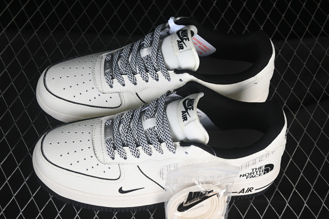 Nike [JP8028-007]-[AIR FORCE 1 07 LOW WHITE/GREY/BLACK]-[WOMAN:36-39]-[MAN:40-45] - Image 11