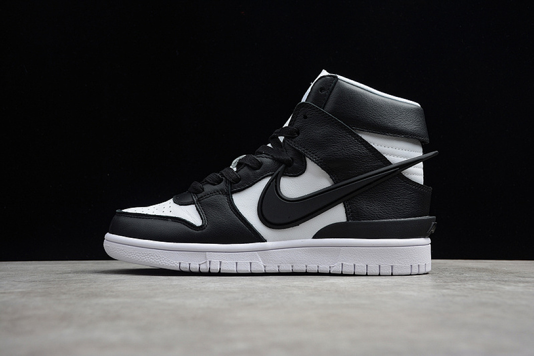 Unbranded [CU7544-001]-[AMBUSH X SB DUNK HIGH WHITE/BLACK/SPRUCE AURA]-[WOMAN:36-39]-[MAN:40-46], photo 1