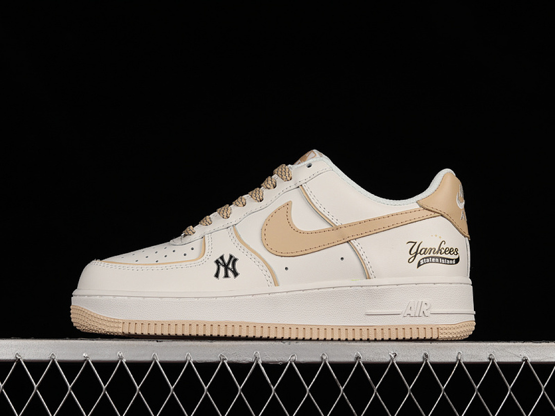 Nike [BS8806-555]-[AIR FORCE 1 LOW 07 WHITE/WHITE/LIGHT KHAKI]-[WOMAN:36-39]-[MAN:40-45], photo 1