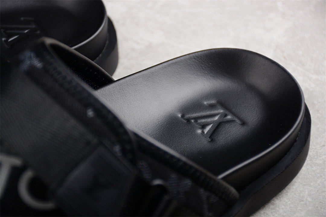 Louis Vuitton [L*V COMFORTABLE CASUAL COOL SLIPPERS BLACK]-[MAN:38-45] - Image 6