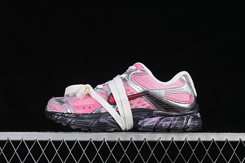 V5 RNR LOW-TOP RUNNING SHOES PINK/SILVER/BLACK · HQ7901-102, photo 1