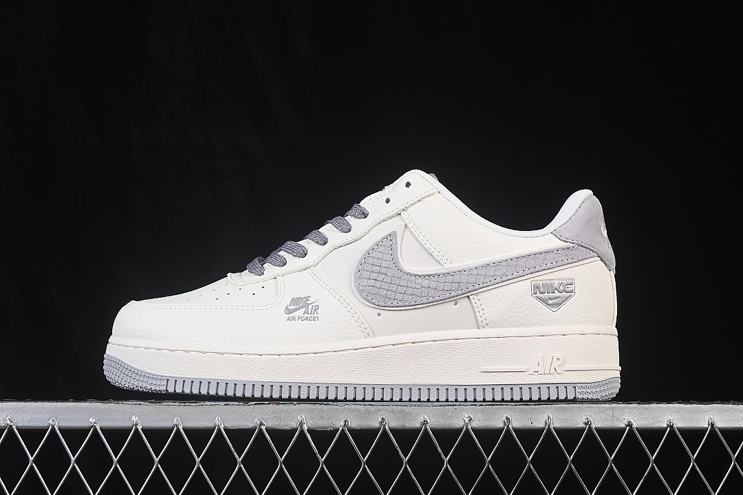 Nike [DN9688-107]-[AIR FORCE 1 07 LOW CASUAL SNEAKERS WHITE/GREY/WHITE]-[WOMAN:36-39]-[MAN:40-45] - Image 2