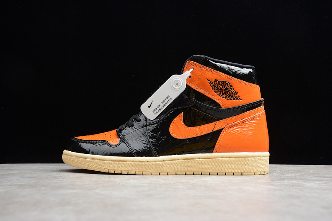 Jordan CJ AIR Jordan 1 HIGH OG SHATTERED BACKBOARD 3.0 BLACK/ORANGE · 555088-028, photo 1