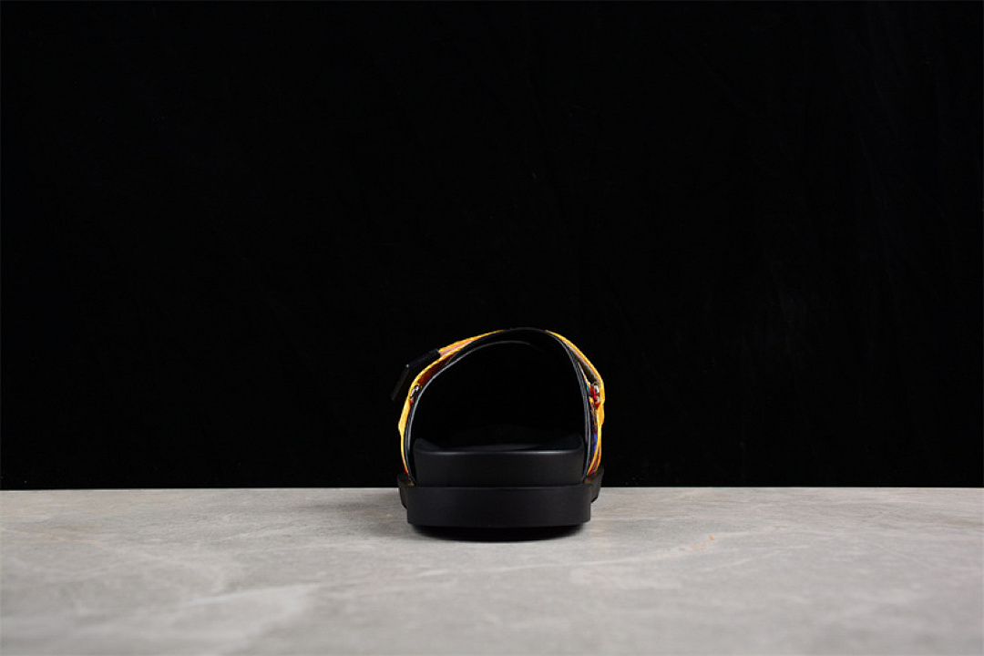 Louis Vuitton [L*V COMFORTABLE CASUAL COOL SLIPPERS BLACK/GOLD]-[MAN:38-45] - Image 9