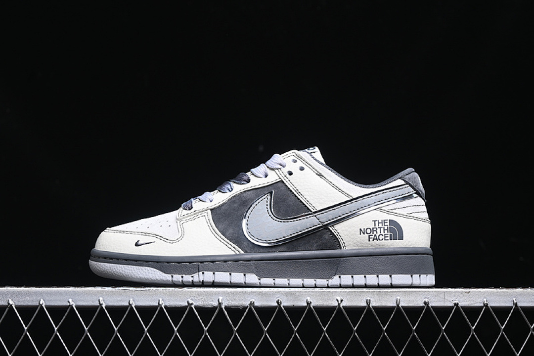 Unbranded [XX3186-202]-[SB DUNK LOW WHITE/GREY]-[WOMAN:36-39]-[MAN:40-45], photo 1