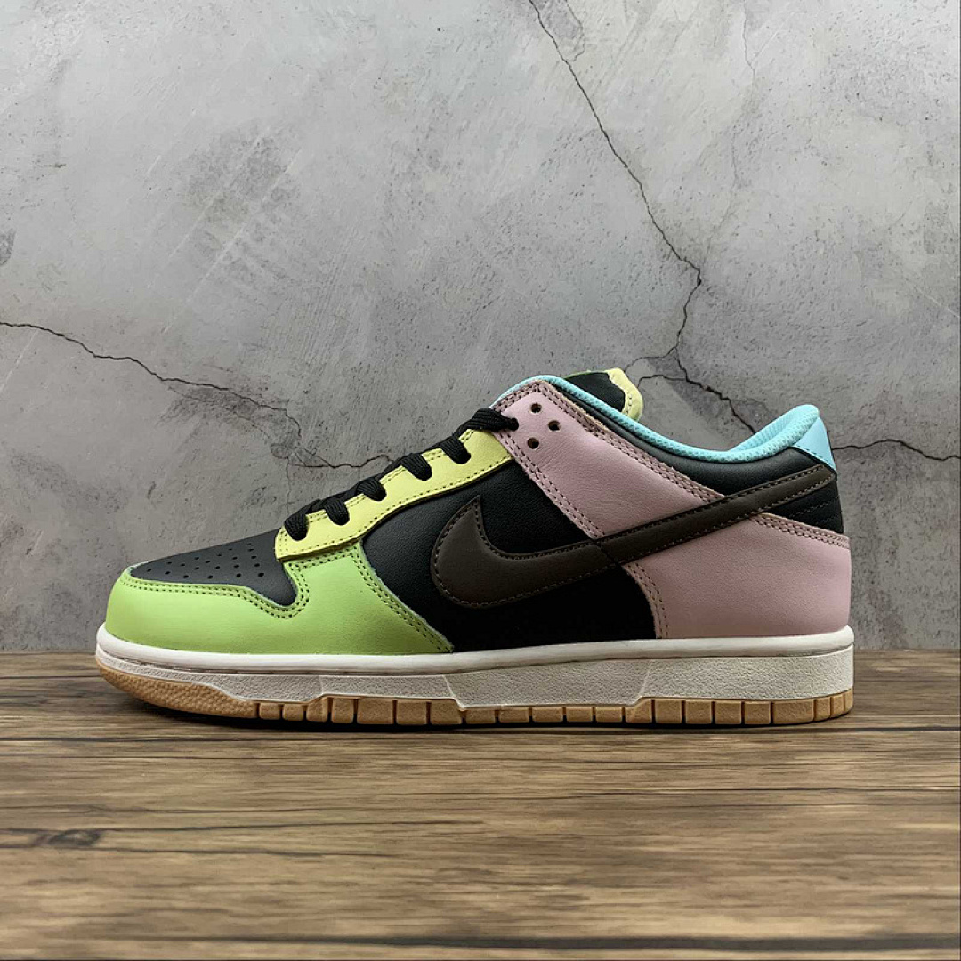 Unbranded [DH0952-001]-[SB DUNK LOW SE FREE.99 BLACK/DARK CHOCOLATE/COPA/PINK FOAM]-[UNISEX:36-47.5], photo 1